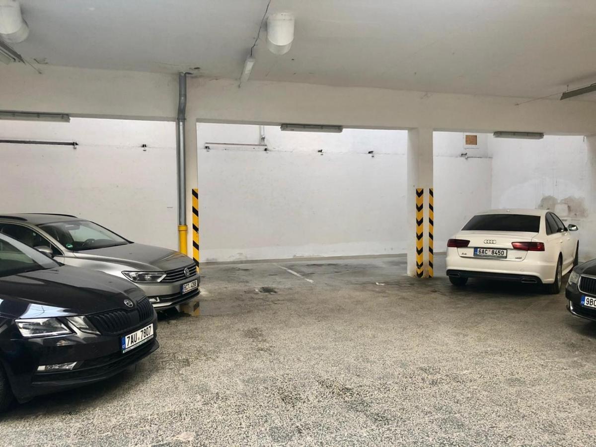 זנוימו Wine & Bike City Tower Apartments מראה חיצוני תמונה