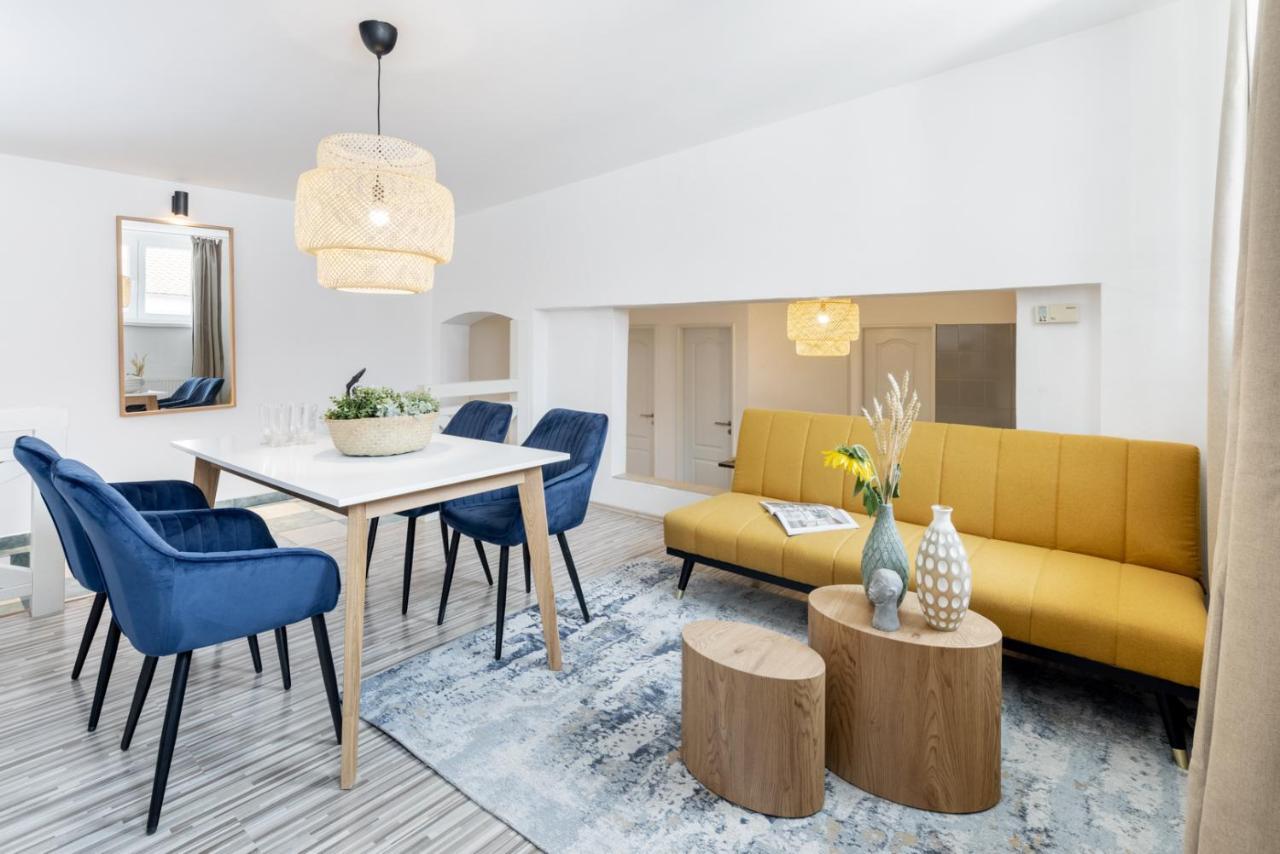 זנוימו Wine & Bike City Tower Apartments מראה חיצוני תמונה