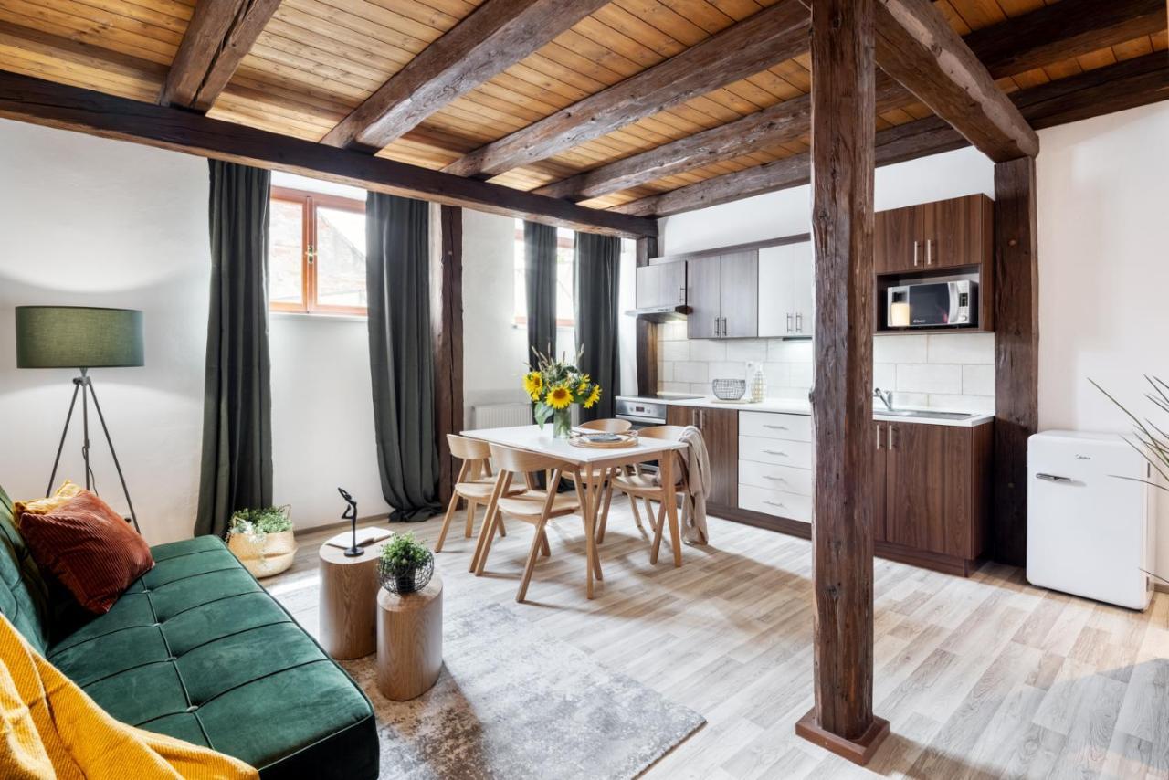 זנוימו Wine & Bike City Tower Apartments מראה חיצוני תמונה
