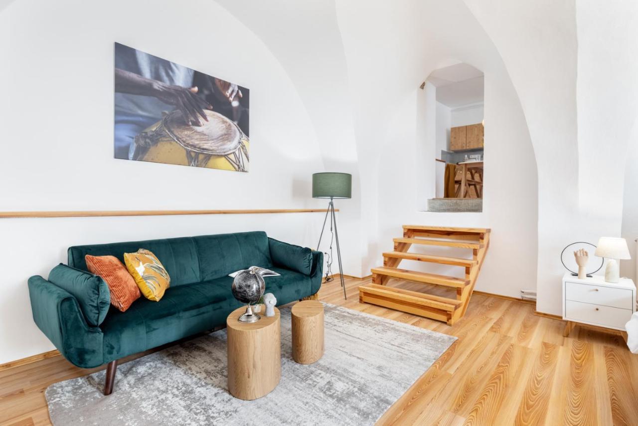 זנוימו Wine & Bike City Tower Apartments מראה חיצוני תמונה